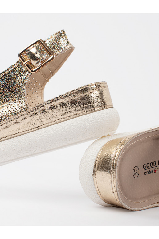 aukso spalvos sandalai na j platformie aukso spalvos sandalai na j platformie