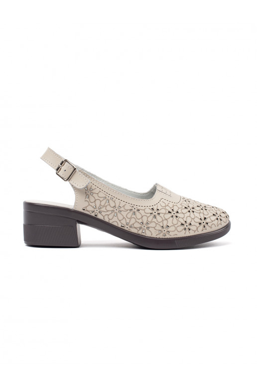 smėlio spalvos dziurkowane sandalai 