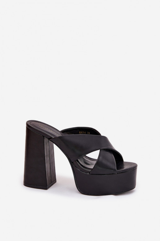 Moteriškos šlepetės su platforma I  Juodos spalvos Lenobos