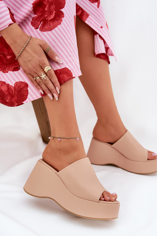 Eko Šlepetės  su platforma I Koturnie smėlio spalvos Kisoffi