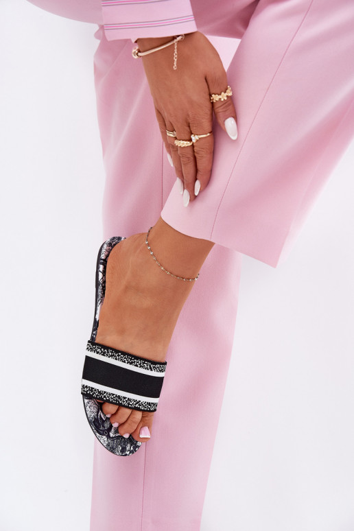  lygiapadžiai Moteriškos šlepetės Juodos spalvos Leysi