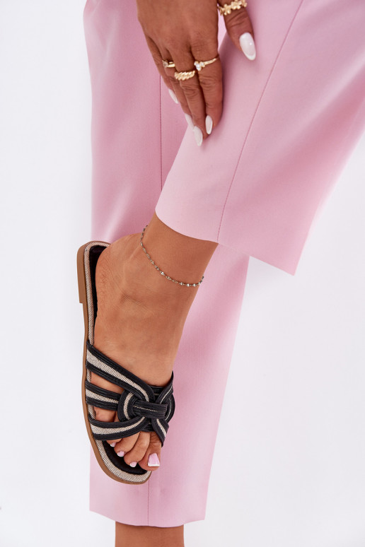 Šlepetės  Z Przeplatającymi Się Paskami Juodos spalvos Acimine