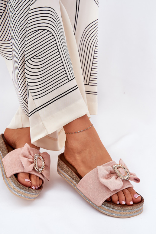 Moteriškos šlepetės su platforma su kaspinais I Ozdobną Broszką rožinės spalvos Lenela