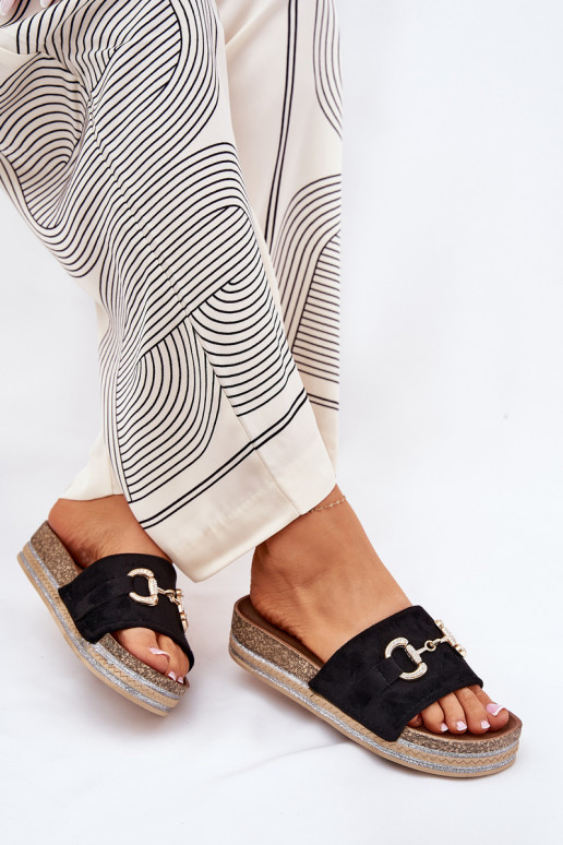 Moteriškos šlepetės su platforma su aukso spalvos detalėmis  Juodos spalvos Morisela