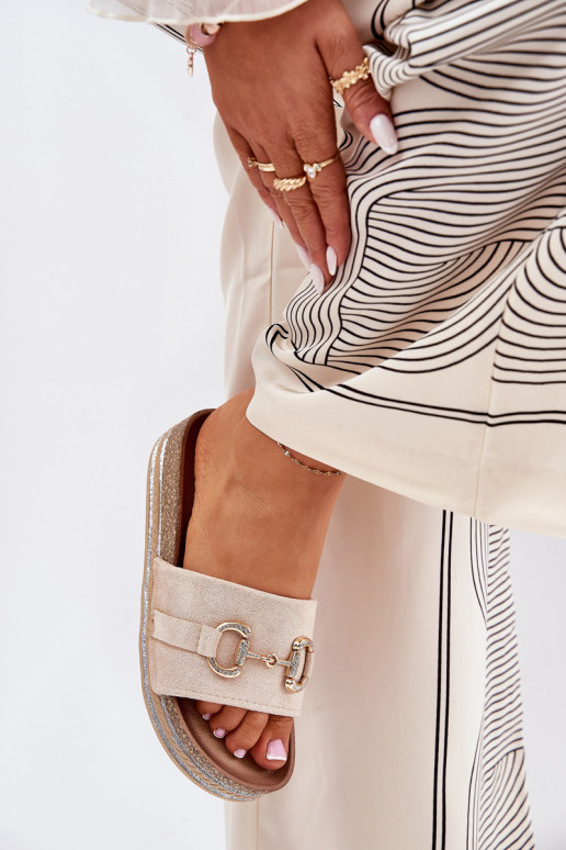 Moteriškos šlepetės su platforma su aukso spalvos detalėmis  smėlio spalvos Morisela