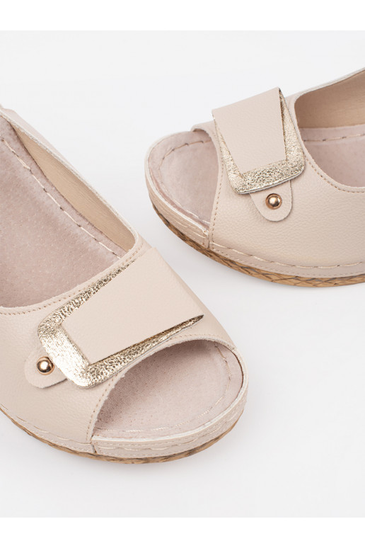 dramblio kaulo spalvos sandalai 