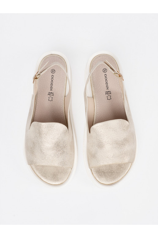 aukso spalvos  sandalai 