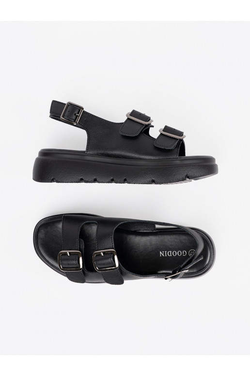 Juodos spalvos  sandalai su platforma