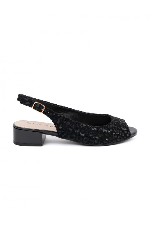 Juodos spalvos sandalai  