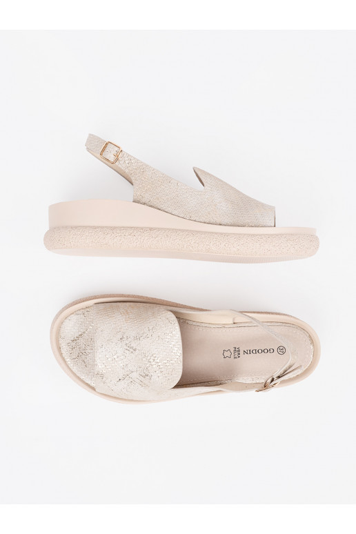 smėlio spalvos  sandalai 