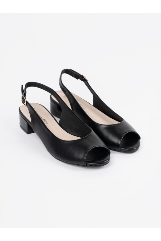 Juodos spalvos  sandalai 