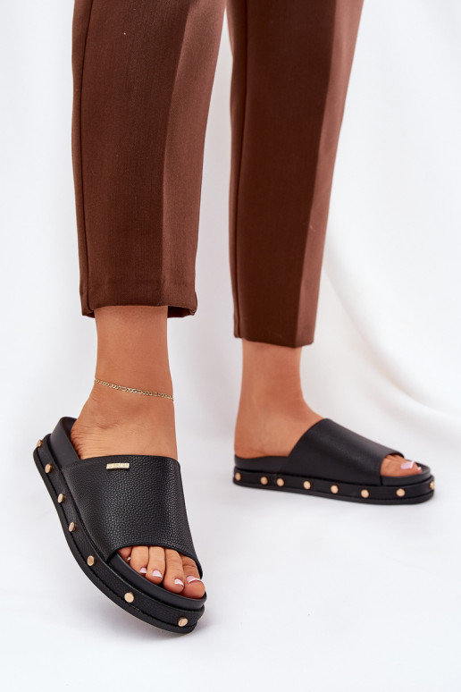 Moteriškos šlepetės su platforma su kniedėmis Big Star RR274214 Juodos spalvos