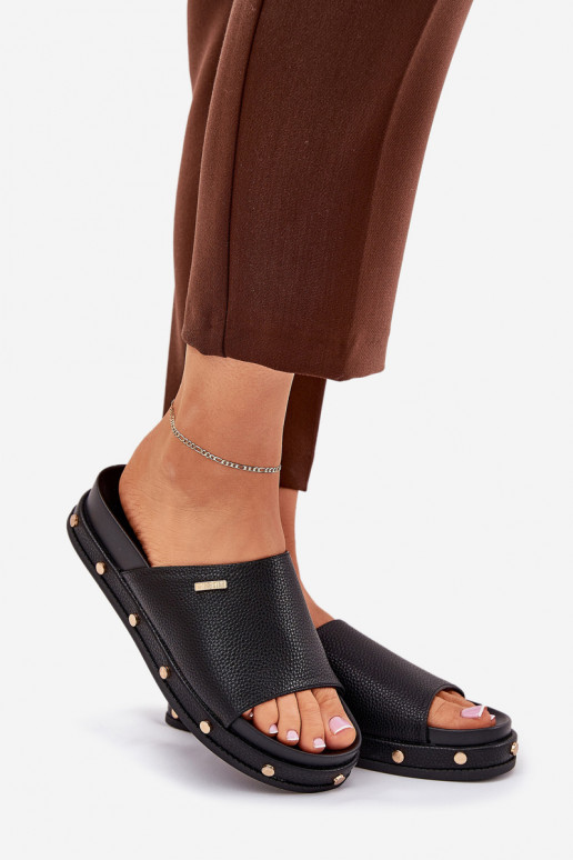 Moteriškos šlepetės su platforma su kniedėmis Big Star RR274214 Juodos spalvos