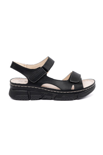Juodos spalvos  sandalai