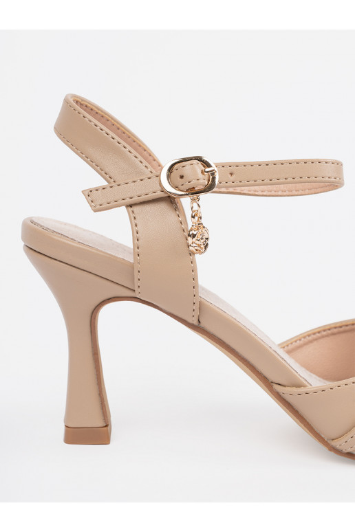 smėlio spalvos aukštakulniai 