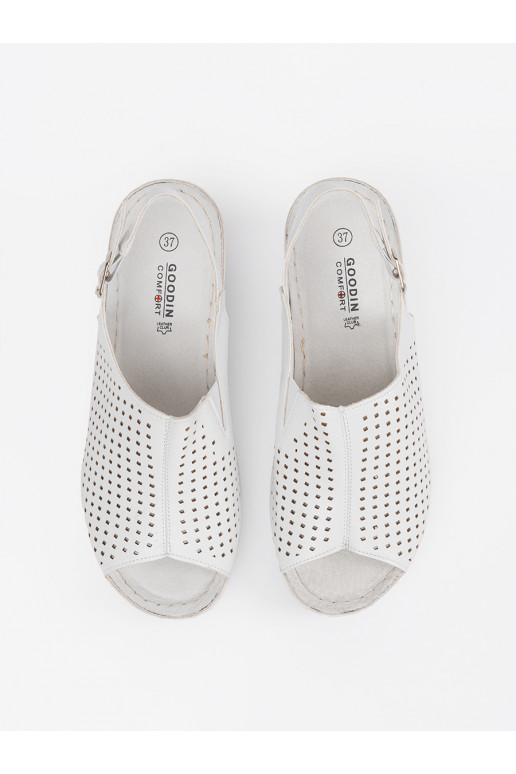 basutės baltos spalvos  basutės baltos spalvos