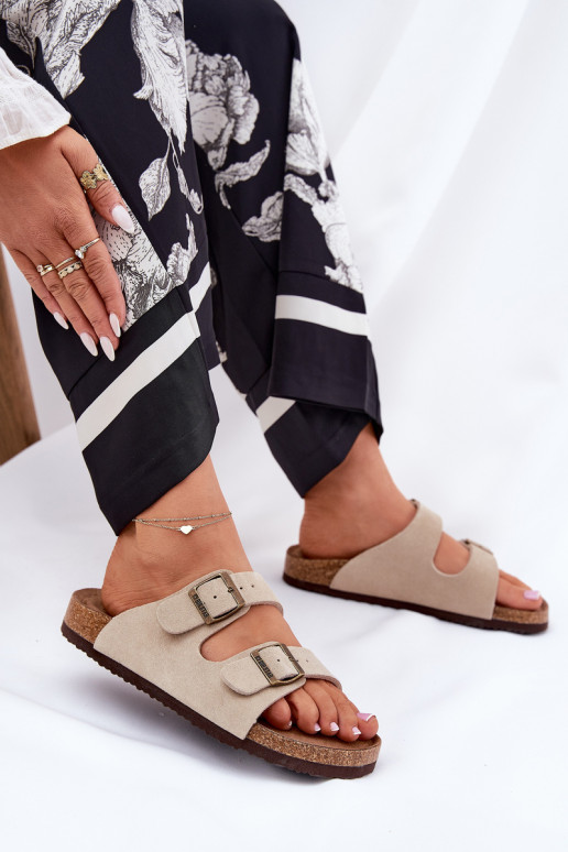 Moteriškos zomšinės šlepetės su sagtimis Big Star RR274A391 smėlio spalvos