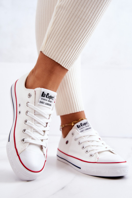 Moteriški batai Lee Cooper LCW-22-31-0875L baltos spalvos Moteriški batai Lee Cooper LCW-22-31-0875L baltos spalvos