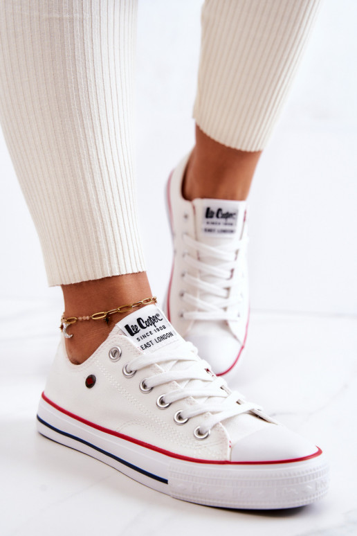 Moteriški batai Lee Cooper LCW-22-31-0875L baltos spalvos Moteriški batai Lee Cooper LCW-22-31-0875L baltos spalvos