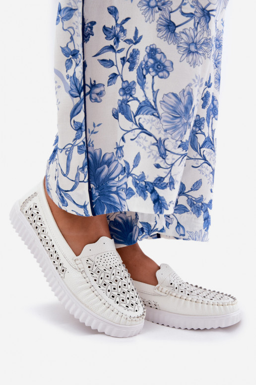   moteriški mokasinai su ažūro elementais Vinceza 88028 baltos spalvos