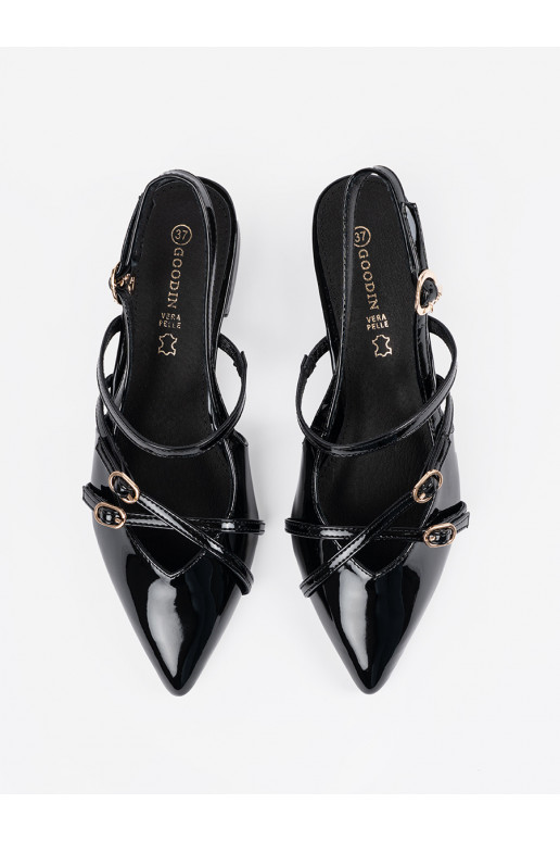 Juodos spalvos  aukštakulniai 