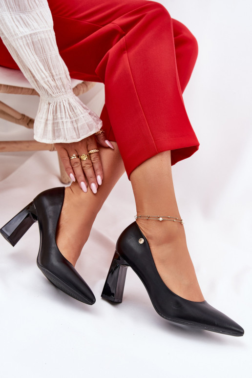 Elegantiško stiliaus Bateliai Na Słupkowym Obcasie Vinceza 62221 Juodos spalvos