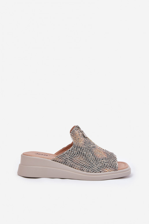 Moteriškos šlepetės  su užtrauktukais  smėlio spalvos Irriva