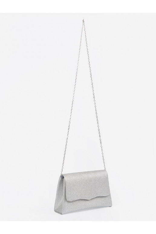 Maža sidabro spalvos rankinė su dekoratyvine grandinėle