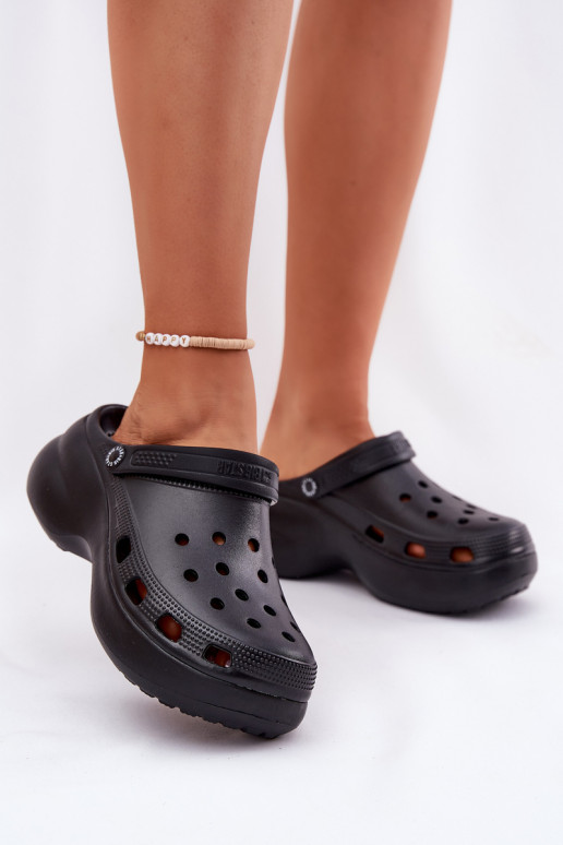  Moteriškos šlepetės su madingais masyviais padais Big Star RR274A118 Juodos spalvos