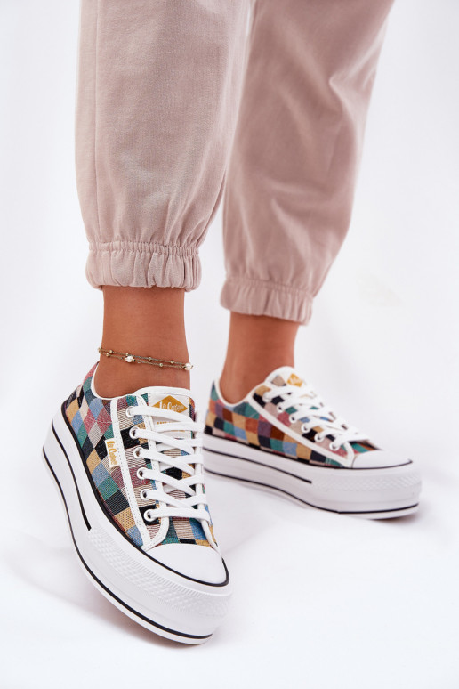 Laisvalaikio bateliai su platforma Lee Cooper LCW-25-31-3441L įvairių spalvų  Laisvalaikio bateliai su platforma Lee Cooper LCW-25-31-3441L įvairių spalvų