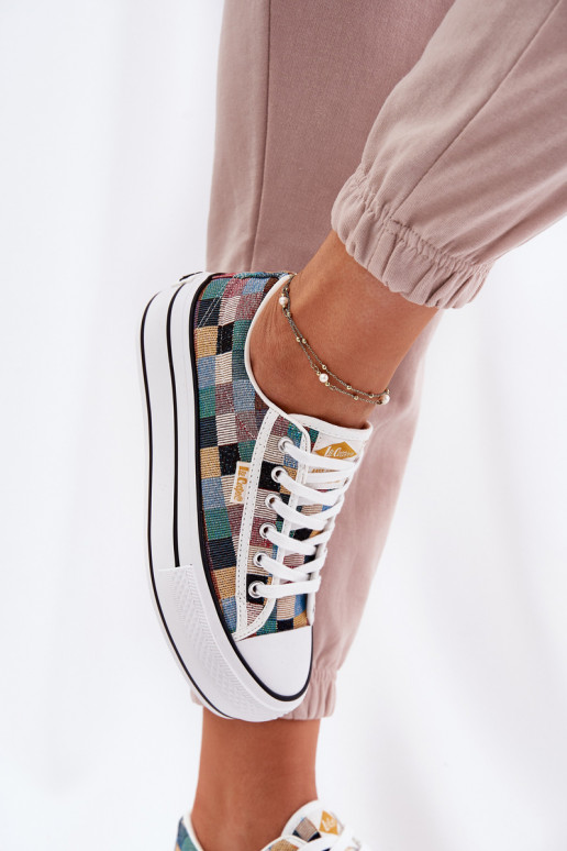 Laisvalaikio bateliai su platforma Lee Cooper LCW-25-31-3441L įvairių spalvų  Laisvalaikio bateliai su platforma Lee Cooper LCW-25-31-3441L įvairių spalvų