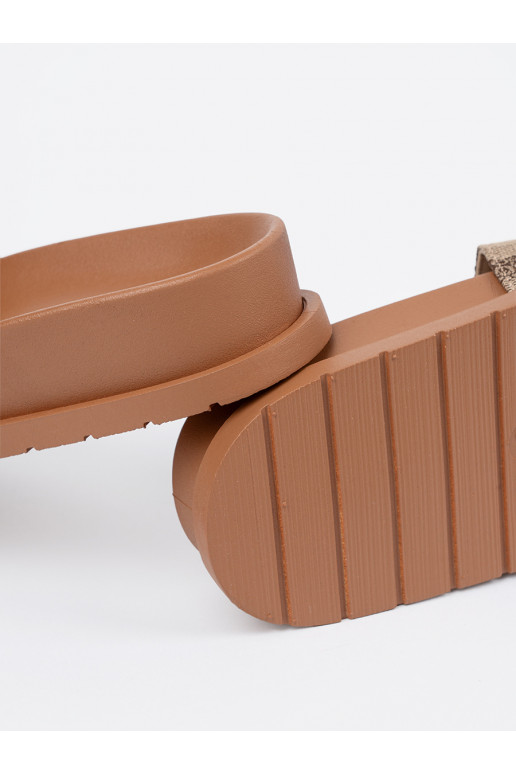 rudos spalvos Šlepetės  ze zdobieniem