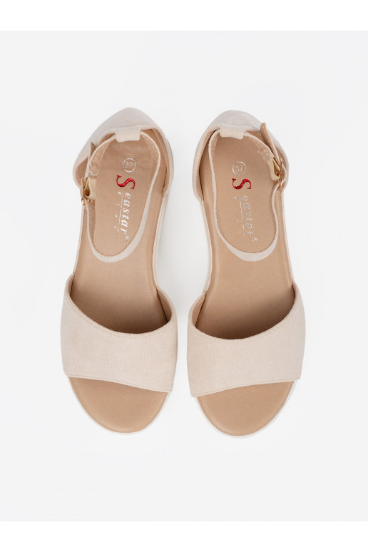 dramblio kaulo spalvos sandalai  na baltos spalvosj ie