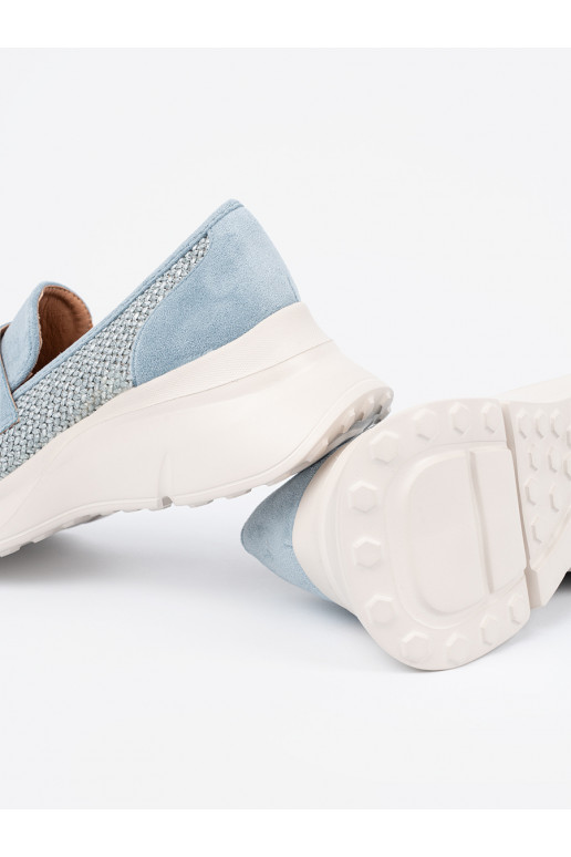 mėlynos spalvos pusbačiai su masyviu kulnu mėlynos spalvos pusbačiai su masyviu kulnu