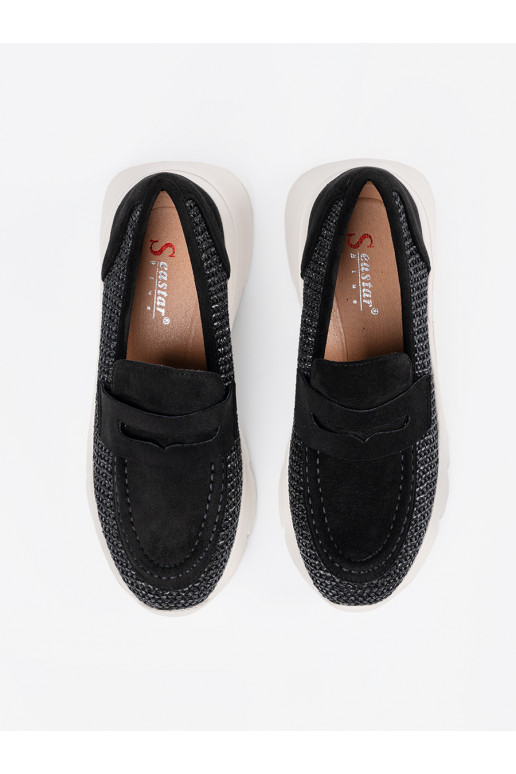 Juodos spalvos pusbačiai su masyviu kulnu