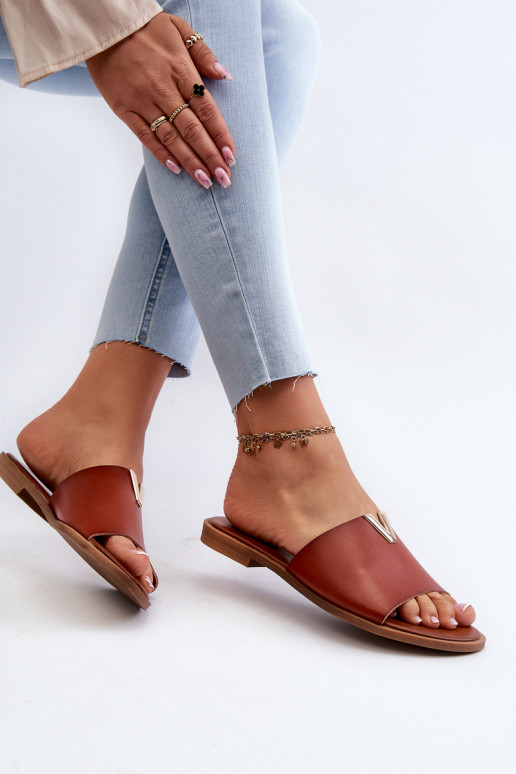 Moteriškos šlepetės Eko   su plačiais kulniukais rudos spalvos Maliha