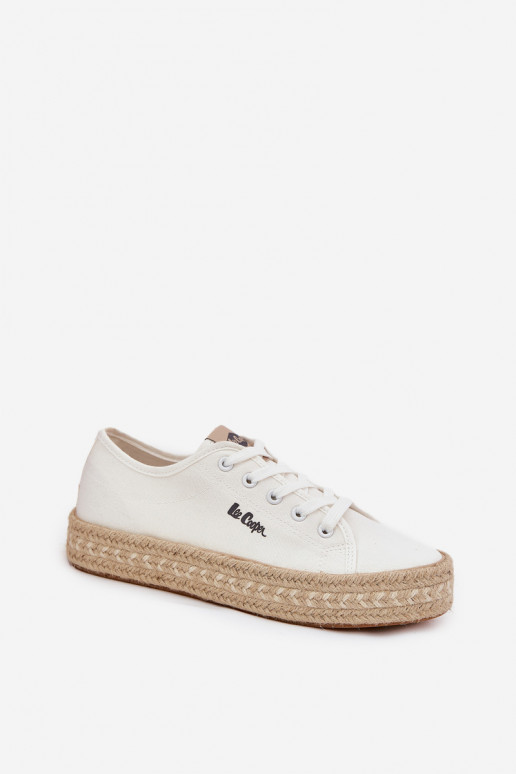 Laisvalaikio bateliai su nėriniais Lee Cooper LCIN-25-44-3217 baltos spalvos Laisvalaikio bateliai su nėriniais Lee Cooper LCIN-25-44-3217 baltos spalvos