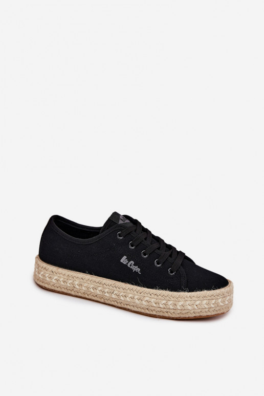 Laisvalaikio bateliai su nėriniais Lee Cooper LCIN-25-44-3216 juodos spalvos Laisvalaikio bateliai su nėriniais Lee Cooper LCIN-25-44-3216 juodos spalvos