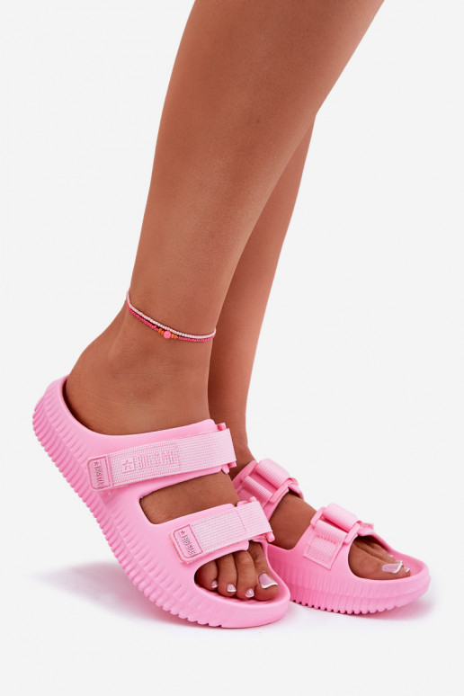  Moteriškos šlepetės Z su limpančiu užsegimuami Big Star RR274A528 rožinės spalvos