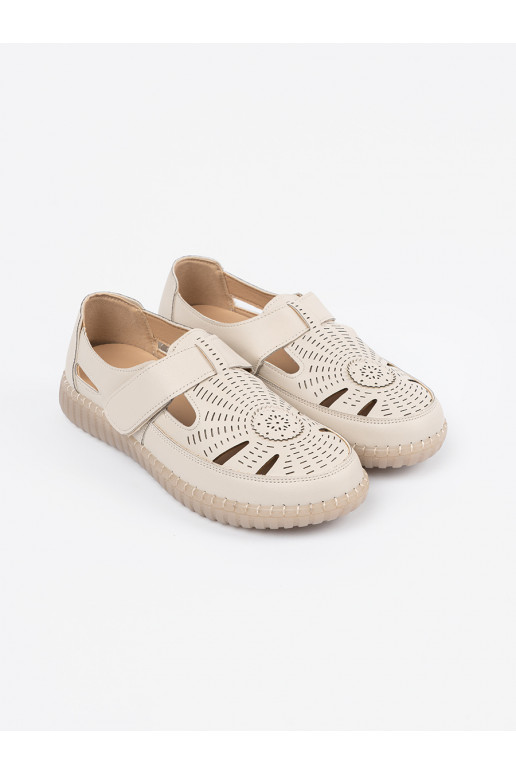 moteriški pusbačiai   