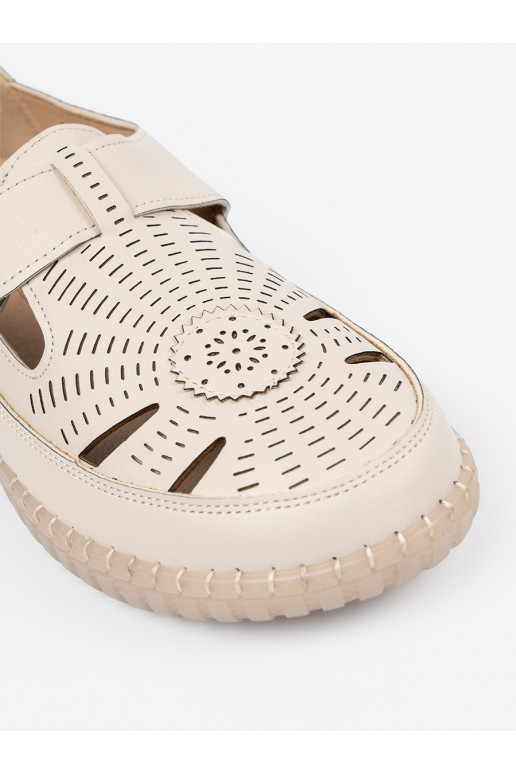 moteriški pusbačiai   