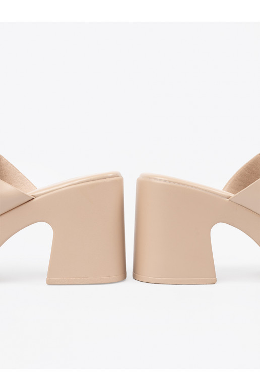 smėlio spalvos Šlepetės  ant kulno