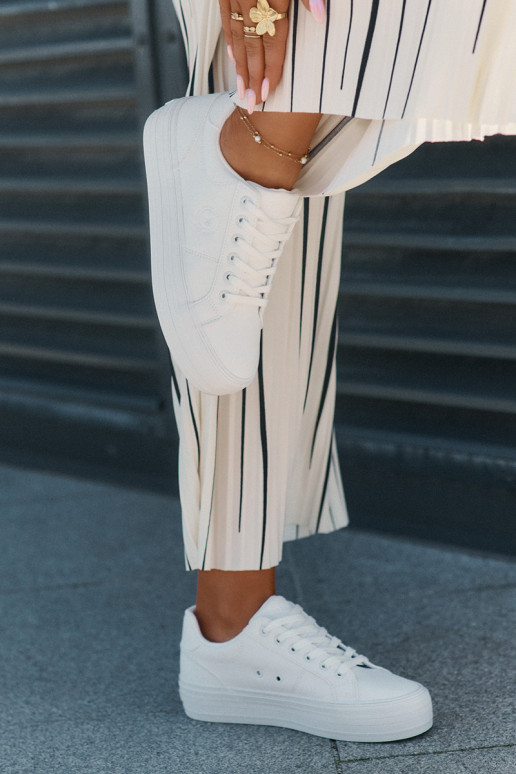 Eko   Laisvalaikio bateliai su platforma Big Star RR274298 baltos spalvos Eko   Laisvalaikio bateliai su platforma Big Star RR274298 baltos spalvos