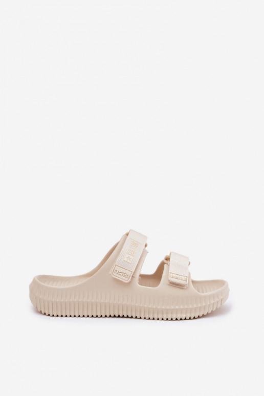  Moteriškos šlepetės Z su limpančiu užsegimuami Big Star RR274A529 smėlio spalvos