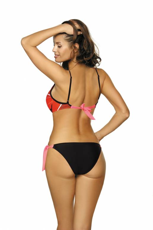  Dviejų dalių maudymukas modelis 112216 Marko 