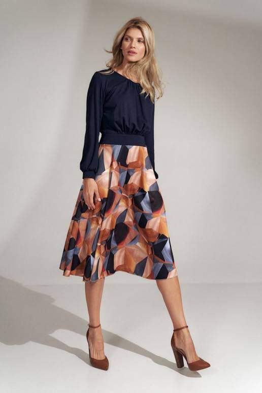  Suknelė modelis 150444 Figl 