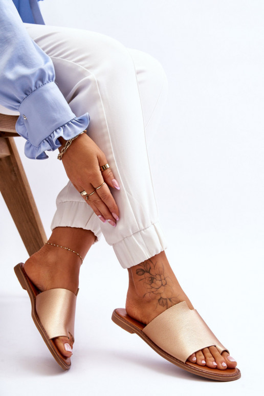  Šlepetės  aukso spalvos Amite