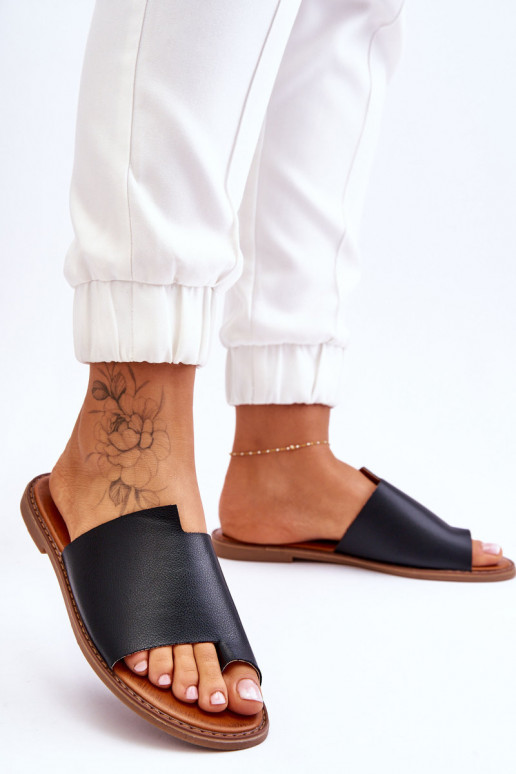  Šlepetės  Juodos spalvos Amite