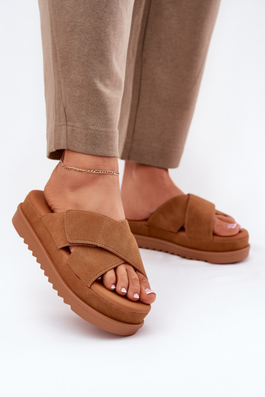 Moteriškos šlepetės su platforma Z Przeplatającymi Się Paskami rudos spalvos Rinasara