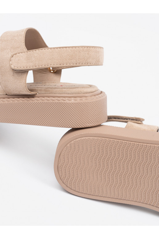 basutės  su platforma z wycięciami